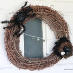 halloween spider egg wreath lollyjane.com