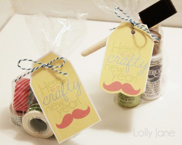 Crafty New Years gift with free printable tag | Lolly Jane