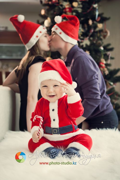 Adorable family Christmas picture ideas