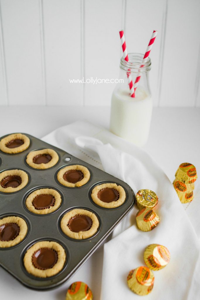 Mini Reese's Peanut Butter Cookie Cups. A family favorite and SO yummy! Love this easy mini Reeses peanut butter cup cookie recipe! Fast cookies are the best for quick dessert ideas!