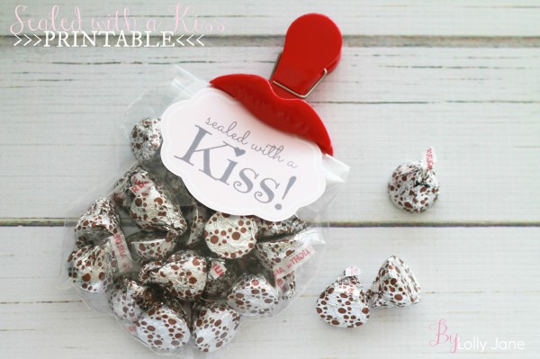 sealed-with-a-kiss-valentine-treat