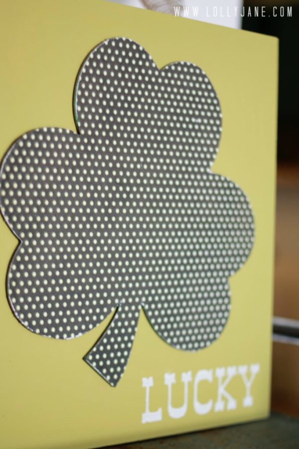 DIY St. Patrick's Day shamrock polkadot wood art by @LollyJane