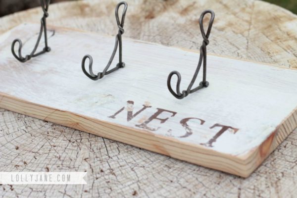 DIY Upcycled coat rack via lollyjane.com