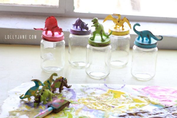 DIY dinosaur jar lids for kids storage | www.lollyjane.com