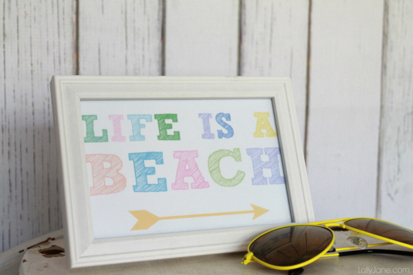 Life is a Beach wreath + bonus printable!