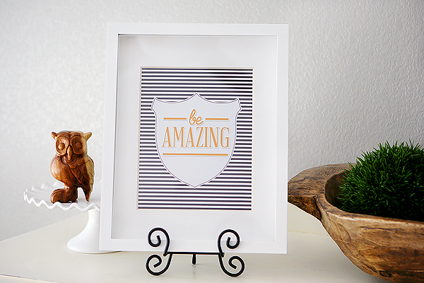 BE AMAZING striped crest printable