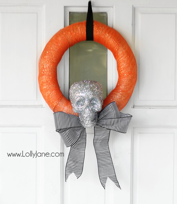 Cutest DIY Halloween skeleton wreath