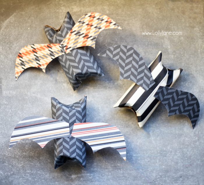 Cute Halloween bat treat holder made from toilet paper rolls #halloween