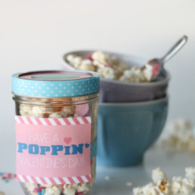 Valentine popcorn mix recipe + free tags