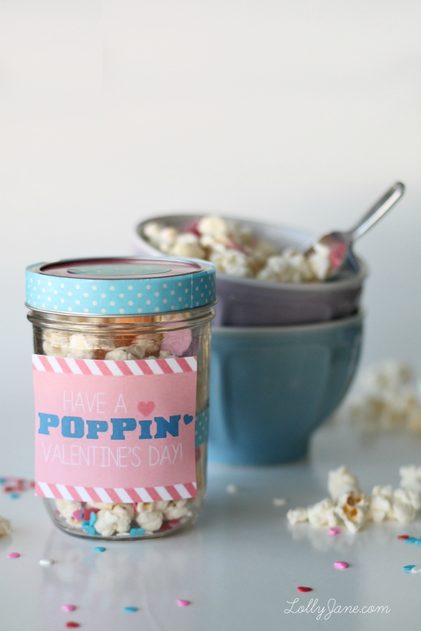 Valentine Popcorn Mix Recipe PLUS free "Have a POPPIN Valentine's Day" tag!! Great gift idea!! (lollyjane.com)