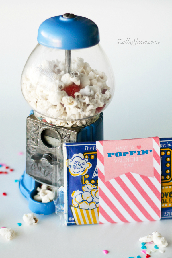 Super cute Valentine popcorn mix + free tags