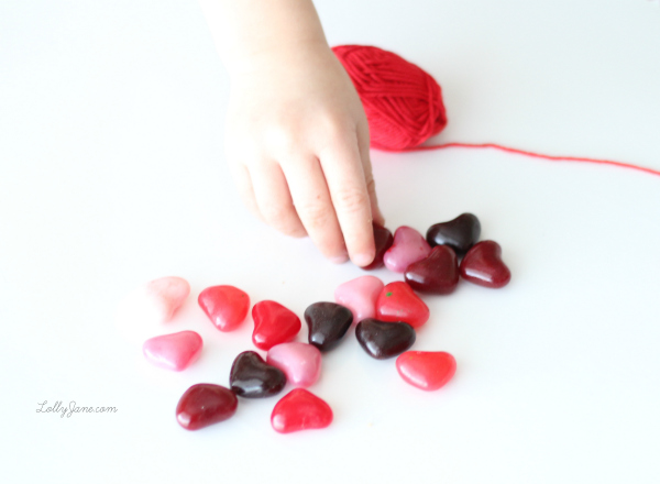 How to make an easy, edible candy heart bracelet for Valentine's Day! (lollyjane.com)