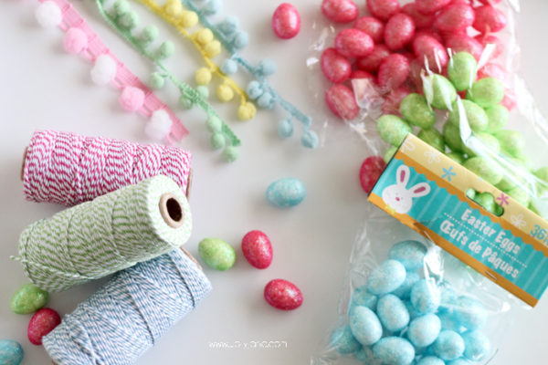 Make your own Easter egg garland... for less than $5 and in 10 minutes!