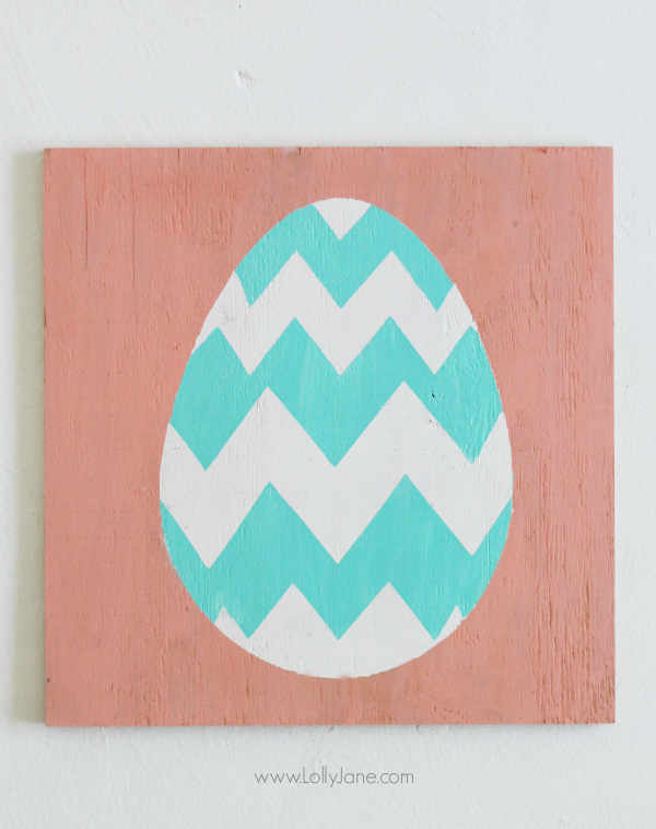 Spring Easter egg sign decor, quick tutorial!  |via LollyJane.com #spring #easter