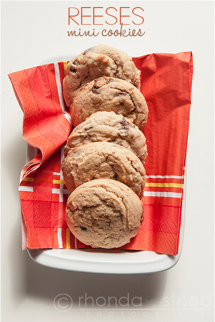 Reeses Mini Cookies. YUM! via @RhondaSteed