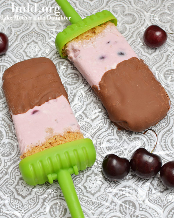 Chocolate Covered Cherry Cheesecake Popsicles via @LMLDFood