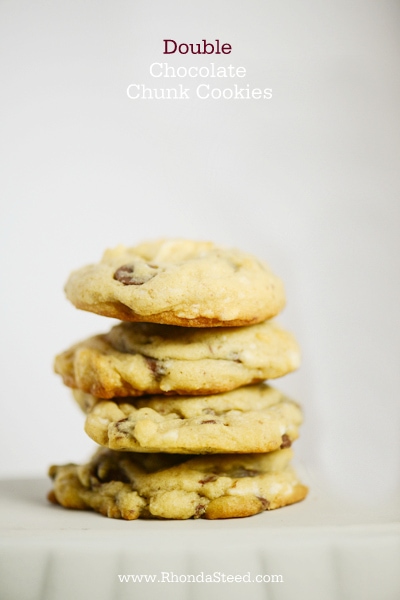 Yummy DOUBLE chocolate chunk cookies!! |via lollyjane.com