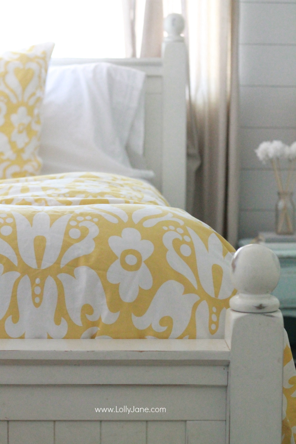 Master Bedroom Refresh, hello yellow! Gorgeous duvet + shams! | via www.lollyjane.com