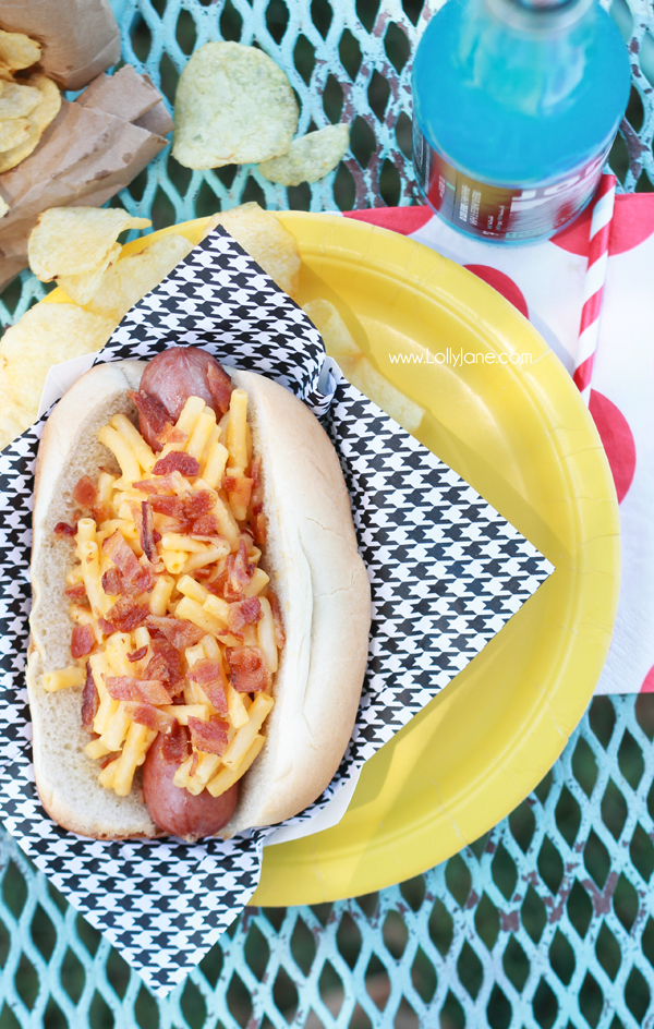 Bacon Mac 'N' Cheese Dogs | lollyjane.com