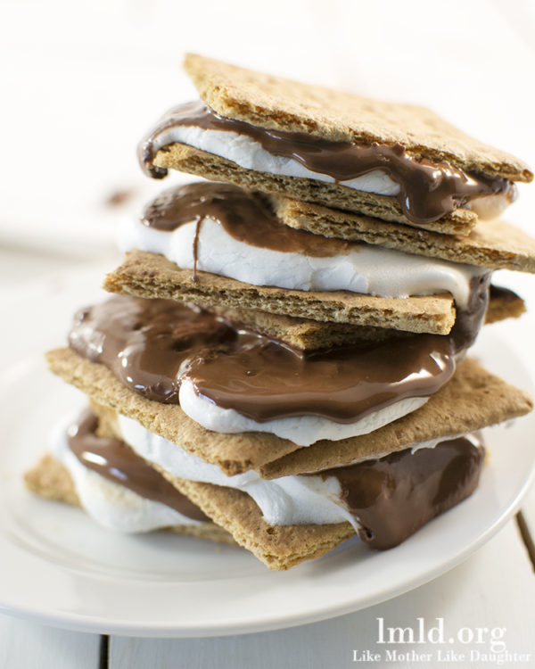How to make indoor s'mores. No campfire needed, awesome! YUM! // lmld.org