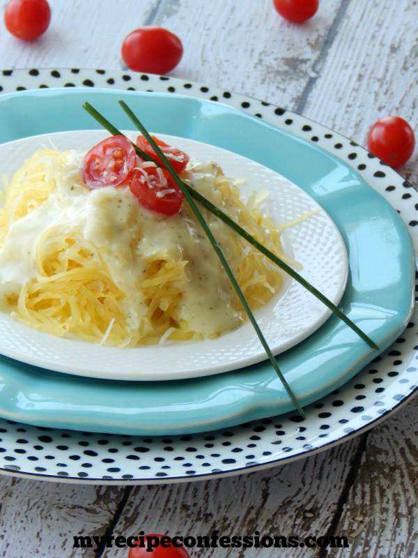 YUMMY spaghetti squash with creamy pesto sauce! | lollyjane.com