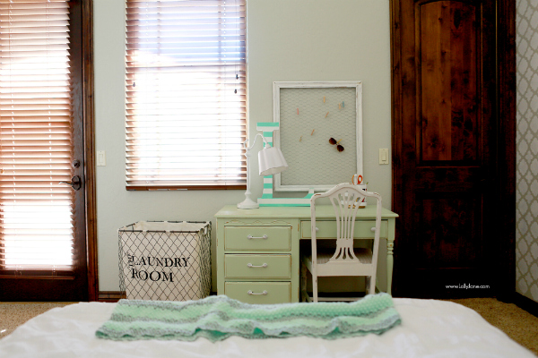 Gray white mint girls bedroom |lollyjane.com