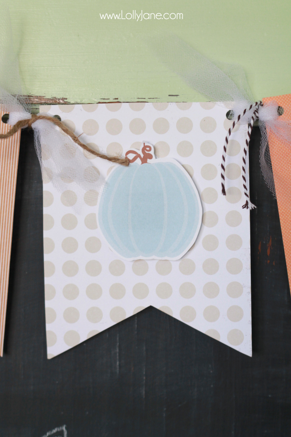 Easy DIY Fall Pumpkin Bunting (FREE printable!) via lollyjane.com