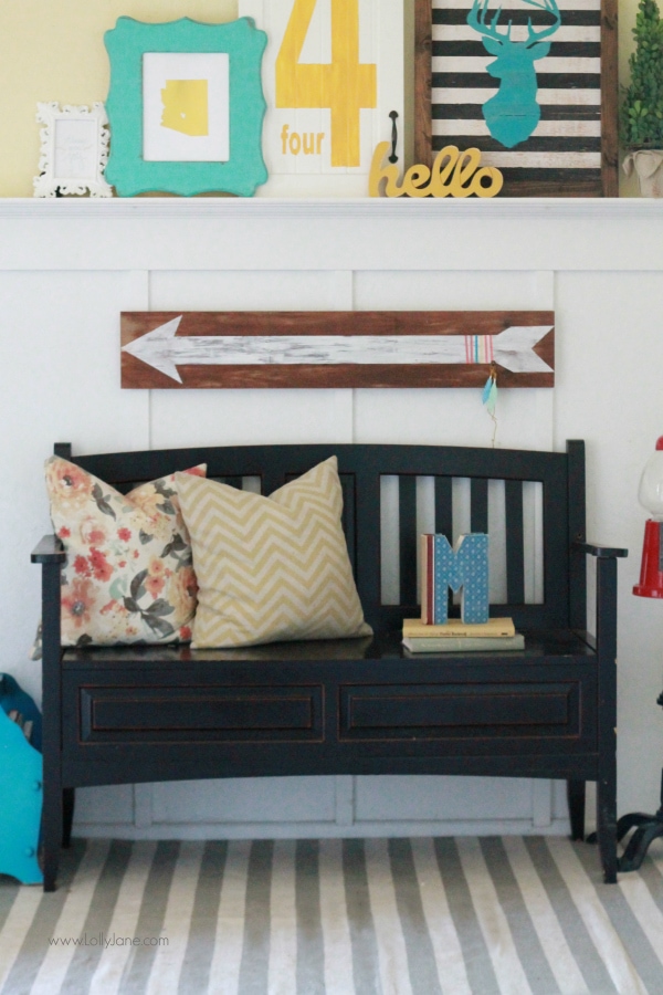 DIY | hand painted arrow sign --- srcset=