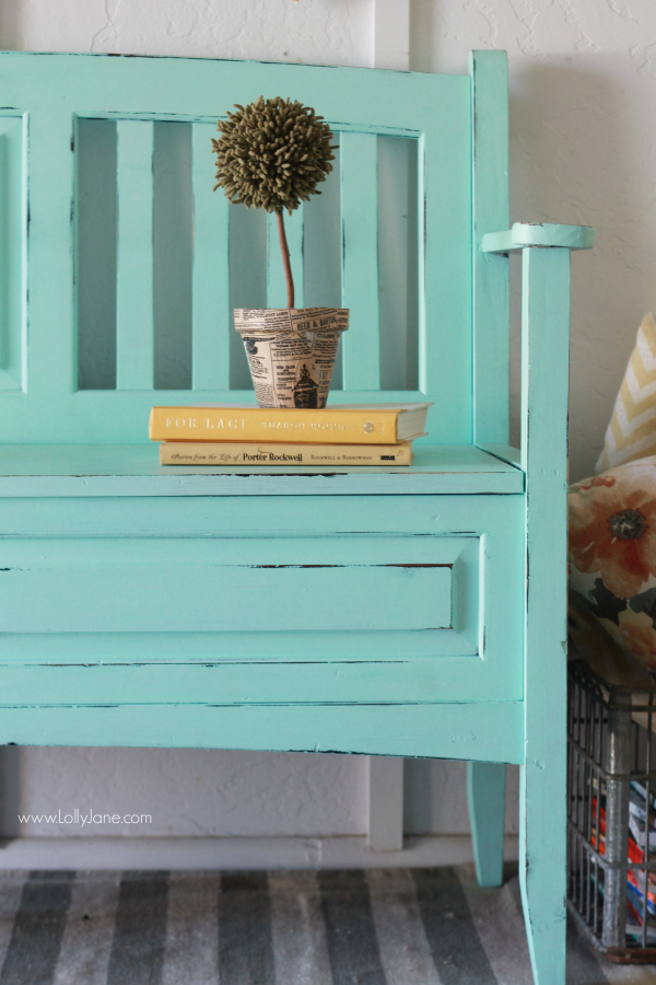 Gorgeous teal bench makeover!  See how easy it is to refinish old furniture to make it new again.| lollyjane.com