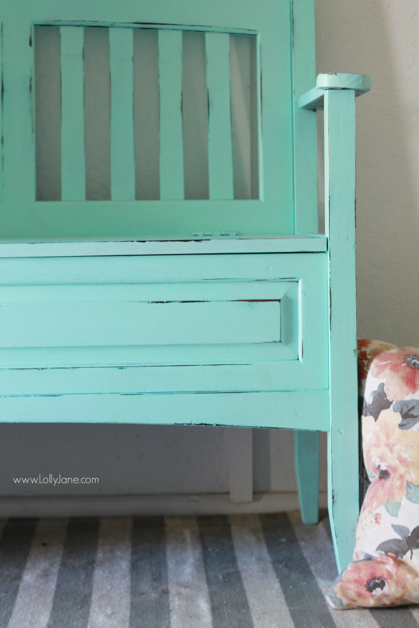 Gorgeous teal bench makeover!  See how easy it is to refinish old furniture to make it new again.| lollyjane.com