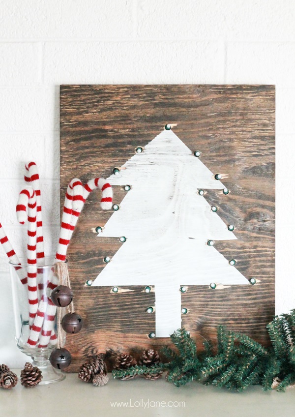 DIY tree marquee sign | easy tutorial how to make this cute rustic Christmas sign!