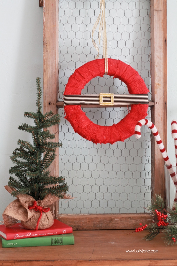 diy Santa-inspired wreath