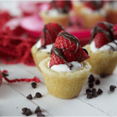 Chocolate Covered Strawberry Sugar Cookie Cups