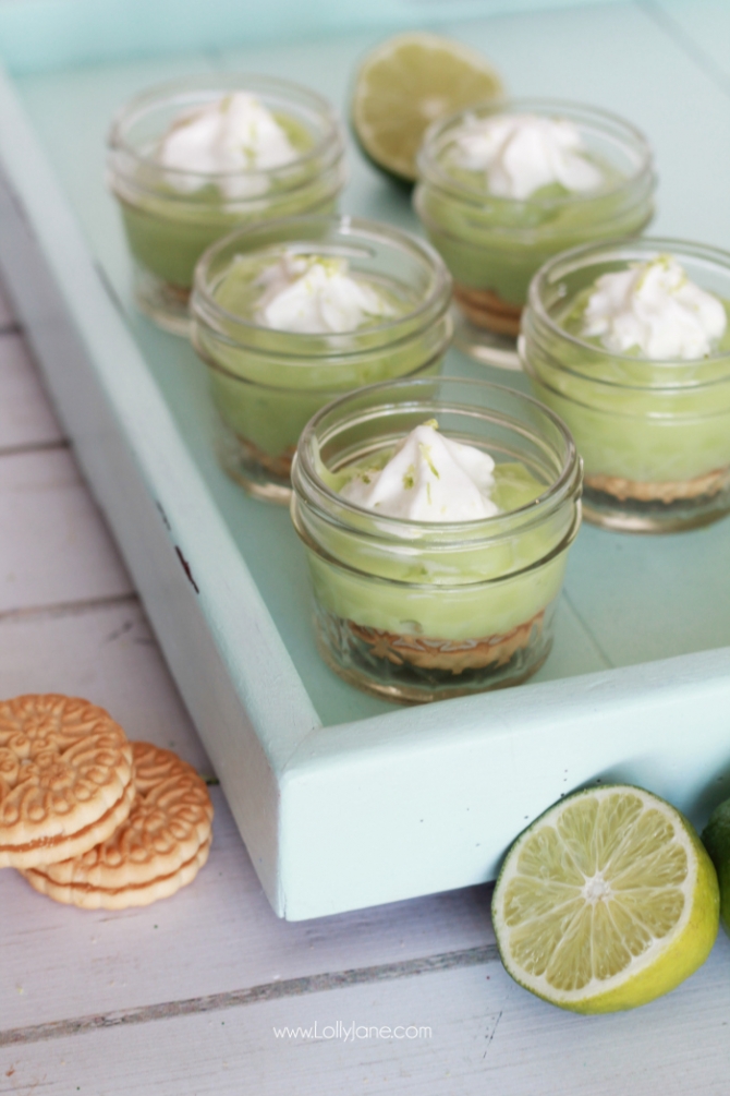 Some seriously yummy Key Lime Pudding in a Jar, no bake and so easy! 