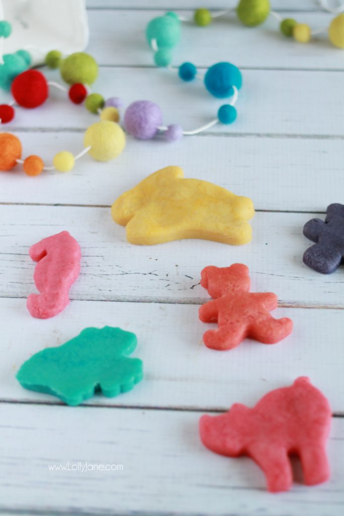 Easy rainbow playdough recipe...only 4 ingredients, just heat and knead then add coloring. Great kids craft, keep kids busy for hours!