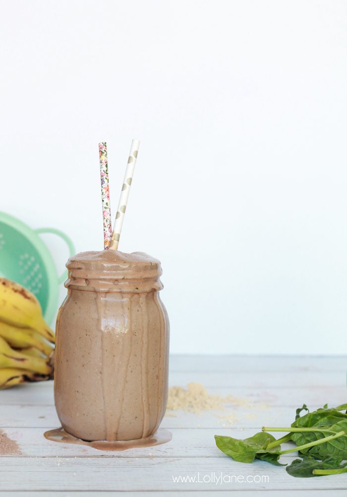 DELICIOUS Healthy Peanut Butter + Chocolate Smoothie. Tastes like a milkshake without the sugar or guilt!