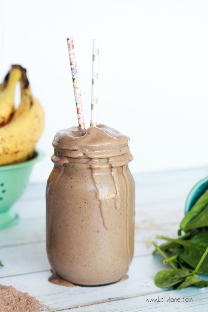 DELICIOUS Healthy Peanut Butter + Chocolate Smoothie. Tastes like a milkshake without the sugar or guilt!