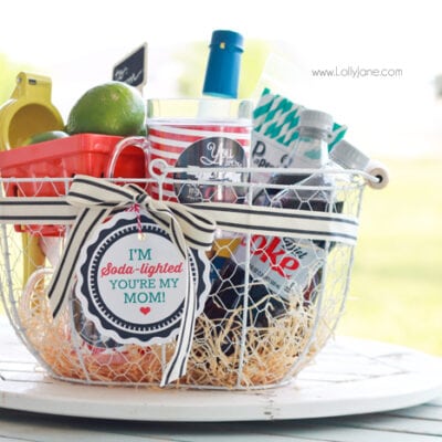 Mothers Day “Soda-lighted” basket with free tag!