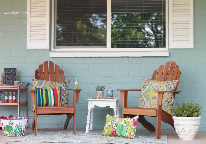 Colorful front porch ideas and tips, lots of pretty decor ideas by layering textures and patterns.