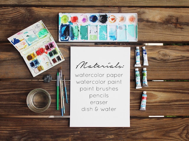 Check out these materials to paint watercolor flowers. We've gathered affordable but quality watercolor painting materials for beginners, follow along to see how to easily paint watercolor flowers. #watercolor #howtowatercolor #watercolortutorial #watercolorflowers