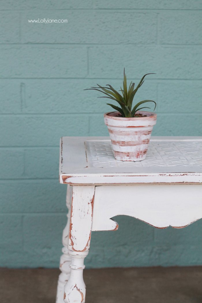 Pretty table makeover, check out the boring before. See how to turn a $8 thrifted table into a gorgeous after table! Love a good before/after furniture makeover. Love chalk paint and wax too! BBFrosch chalk paint powder is the best, affordable and easy to use!