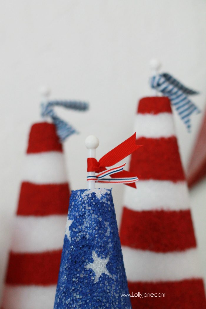 Easy 4th of July mantel! Love this patriotic decor using found things around the house. DIY 4th of July mantel, the patriotic foam cones were easy to make, inexpensive 4th of July decor!