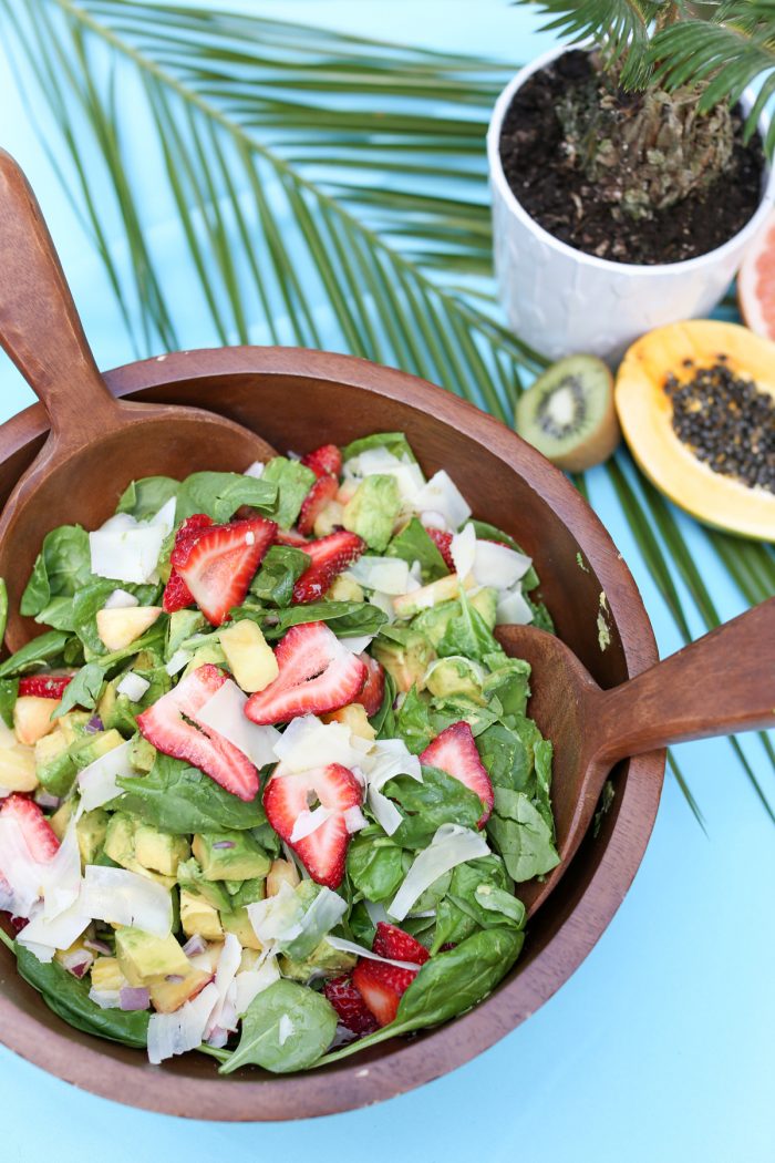 Make a colorful tropical fruit salad for the perfect summer party! Plus top 5 punch recipes! Click through for 4 more yummy punch recipes plus luau party ideas!  