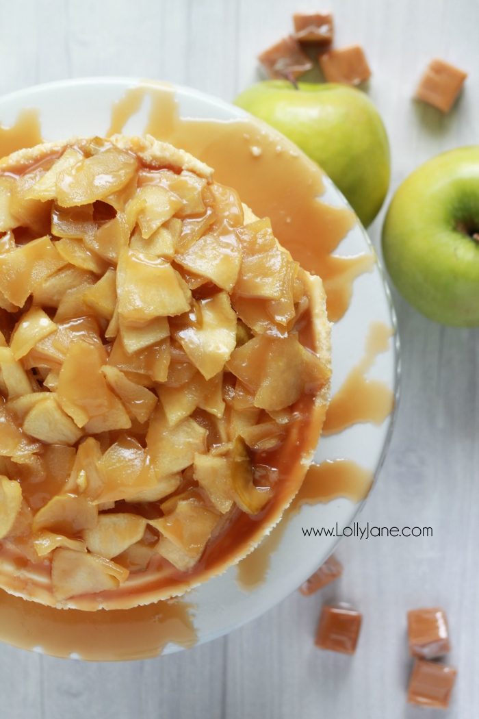 Easy caramel apple cheesecake recipe! So easy using a cheesecake base, this caramel apple cheesecake topping is a quick to make and is the perfect addition to your favorite cheesecake base! Yummy fall dessert, easy Thanksgiving recipe, great fall recipe idea!