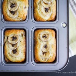 Mini Banana Bread Loaves - Erren's Kitchen