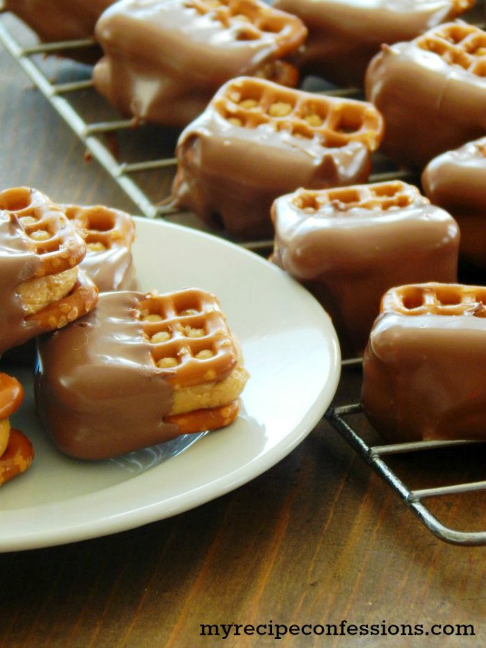 Easy buckeye pretzels recipe. Yummy fall recipe idea. Quick dessert idea! 