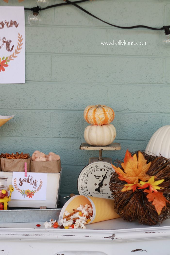 Easy fall popcorn bar, so yummy! Pretty popcorn bar printables, free prints and tags! Love these fall popcorn bar ideas!