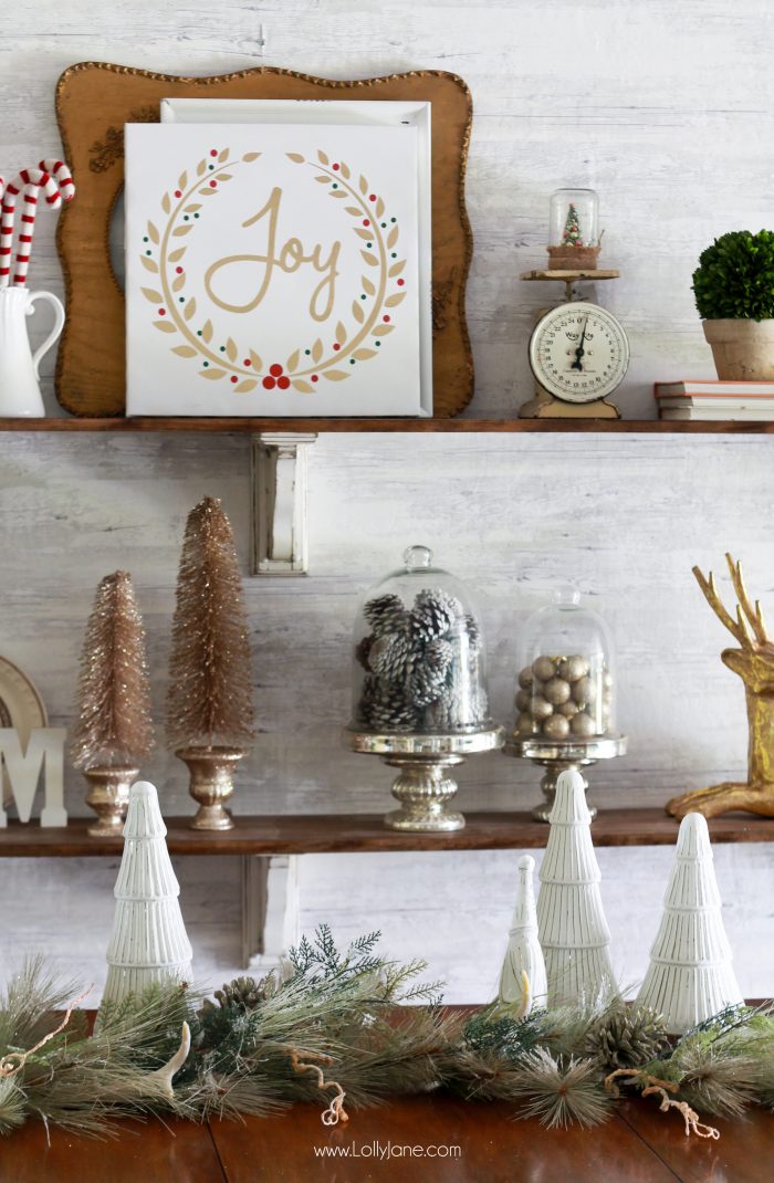 How to decorate shelves for Christmas 