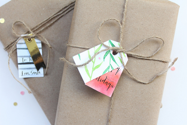 Quick and Easy Christmas Gift Tags with Watercolor 