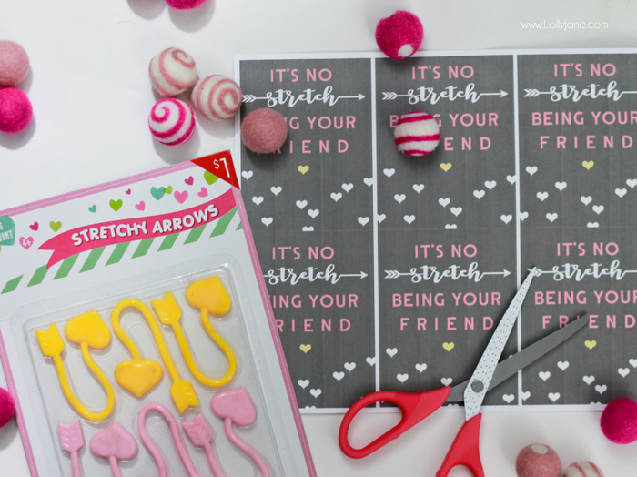 "It's no STRETCH being your friend" FREE Printable Valentine's Day Tag. Attach to sticky hand, arrow or gum for an easy gift to pass out!